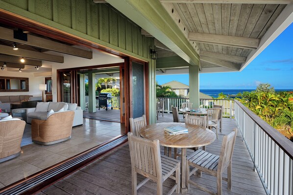 Outdoor dining - Hale Hapuna - Poipu's Best Ocean and Mountain Views (Koloa)