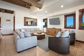 Smart TV, DVD player, ping pong - Hale Hapuna - Poipu's Best Ocean and Mountain Views (Koloa)