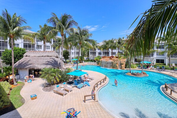 Pool - Spacious Poolside End Unit! (Bonita Springs)