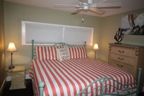 1 sovrum, strykjärn/strykbräda, wi-fi och sängkläder