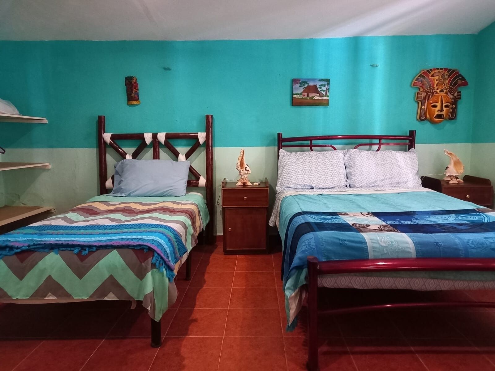 2 makuuhuonetta, silitysrauta/-lauta, ilmainen Wi-Fi, vuodevaatteet