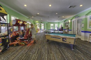 Games room - Vacation in Style! Cozy Condo In Top Resort - At Disney's Doorstep! (Kissimmee)