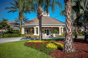 Exterior - Vacation in Style! Cozy Condo In Top Resort - At Disney's Doorstep! (Kissimmee)