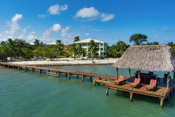 Property grounds - Serene 'Pelican' Penthouse Condo (Seine Bight)