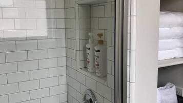 Shower, towels