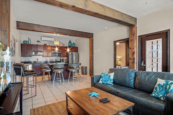 Smart TV, tenis de mesa y videoteca 