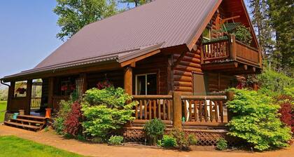 Log Cabin On Acreage Near Meadow Lake Resort