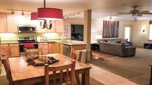 Interior - Luxury, Private Mountain Condo in Beautiful Frisco, Colorado (Frisco)