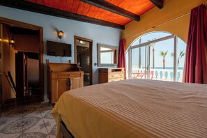 5 sovrum, skrivbord, strykjärn/strykbräda och gratis wi-fi