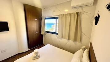 1 bedroom, desk, iron/ironing board, free WiFi