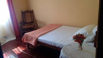Premium bedding, in-room safe, blackout curtains, soundproofing