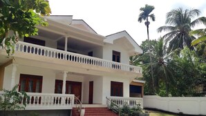 Building design - white villa (Seeduwa - Katunayake)