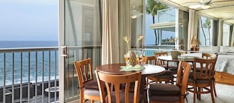 Oceanfront, Beach , Pool, Wifi ,View! Relax Haw'n style #206 Portable AC