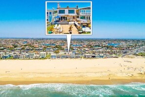 Sun-loungers, beach towels - Sunset Sand Castle Oceanfront Home with Panoramic Views! (Huntington Beach)