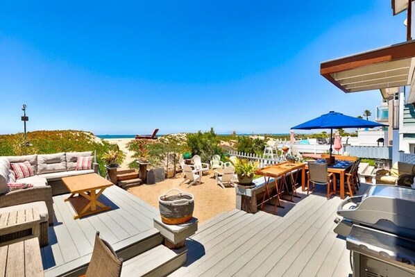 Terrace/patio - Sunset Sand Castle Oceanfront Home with Panoramic Views! (Huntington Beach)