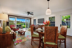 Smart TV - Hale Honu - 5 Star Oceanfront Home Overlooking Turtle Cove! (Koloa)