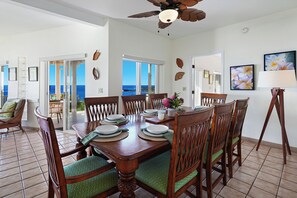 Unclassified image, 2 of 31, button