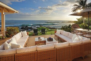 Unclassified image, 4 of 31, button