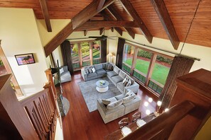 Smart TV, DVD player, stereo