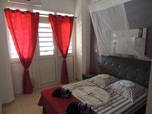 2 bedrooms, iron/ironing board, free WiFi, bed sheets - Dream stay in Martinique OCT AND NOV PROMO (Les Trois-Îlets)