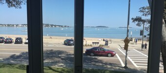 Renoviertes Strandhaus in der Nähe von allem, Minuten nach Boston