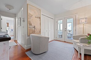 Interior - Family Home w/ Private Pool & A two min. walk to the Beach. Lots of extras (Isle of Palms)