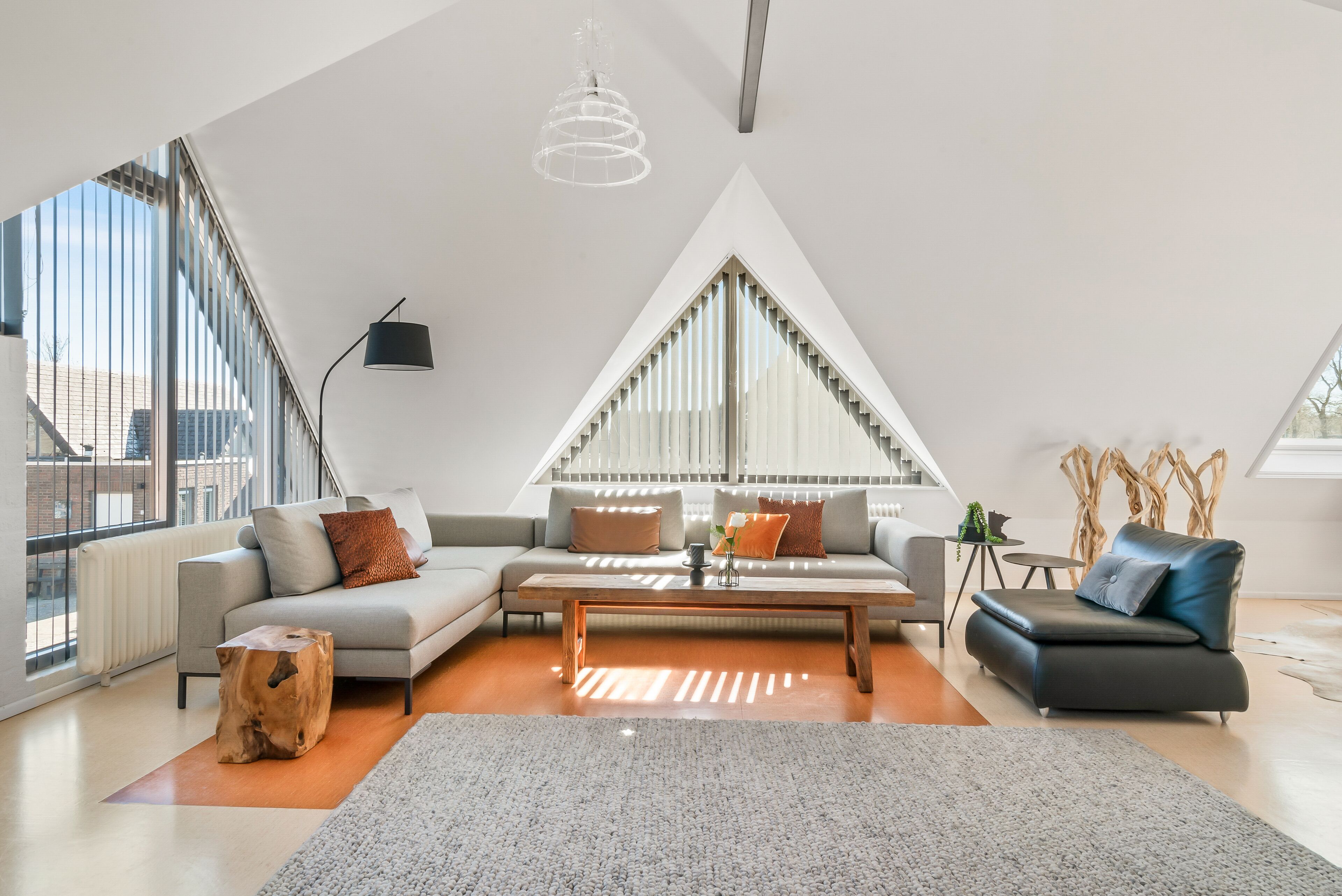 Älytelevisio, videopelejä, kirjoja, stereot