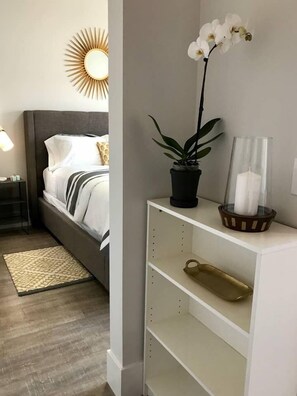 1 chambre, bureau, fer et planche à repasser, Wi-Fi gratuit