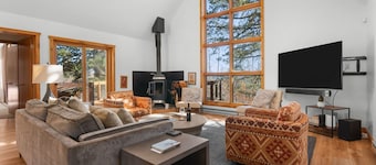 RMR: Ringer House: 4 mh talo Tetonin kylässä. Ilmaisia aktiviteetteja!