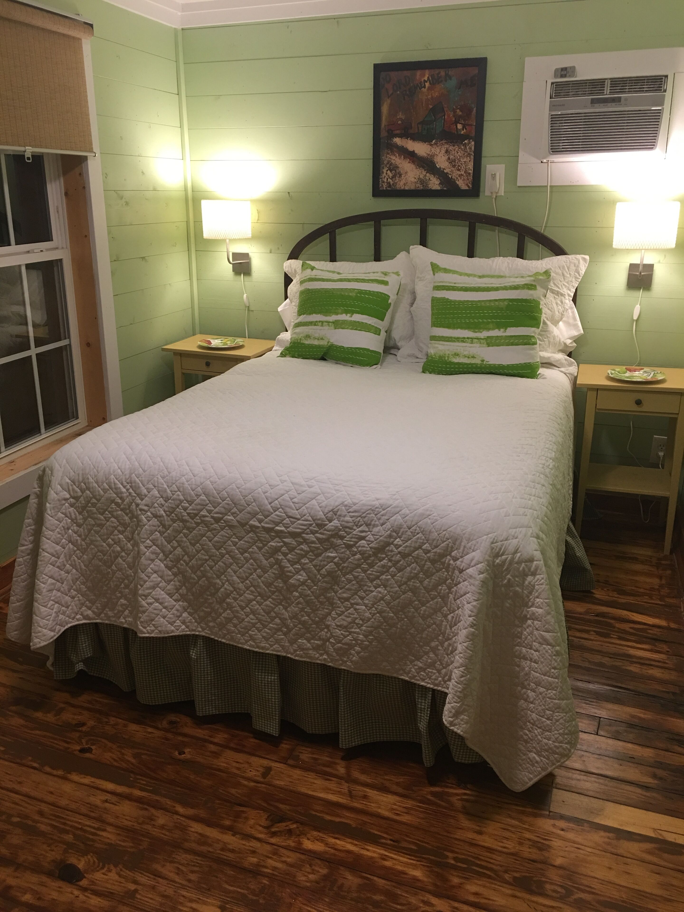 2 soverom, strykejern/-brett, wi-fi og sengetøy