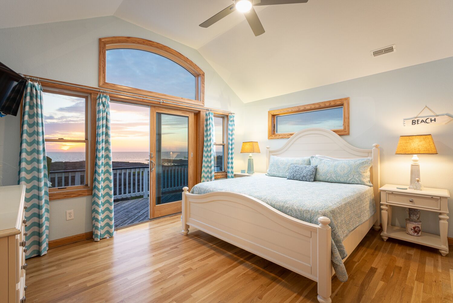 7 bedrooms, iron/ironing board, free WiFi, bed sheets