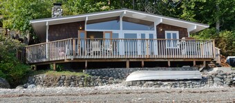 Hood Canal, Octopus Hole Beach Cabin. 315' Cove with Oysters!
