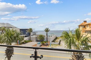 Property grounds - Gulf View Condo, Beach Front Pool and Access - Viridian 203 Above Surfing Deer (Santa Rosa Beach)