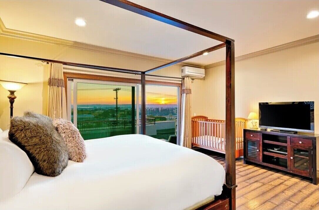 5 habitaciones, tabla de planchar con plancha y wifi gratis 