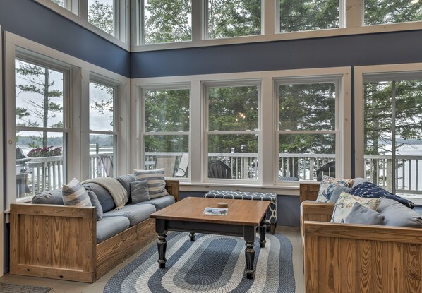 Smart TV, DVD player, books, video library