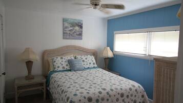 1 chambre, fer et planche Ă repasser, Wi-Fi, draps fournis