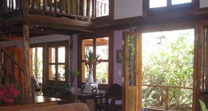 Stunning Artisan Home on Coffee Plantation with Exquisite View