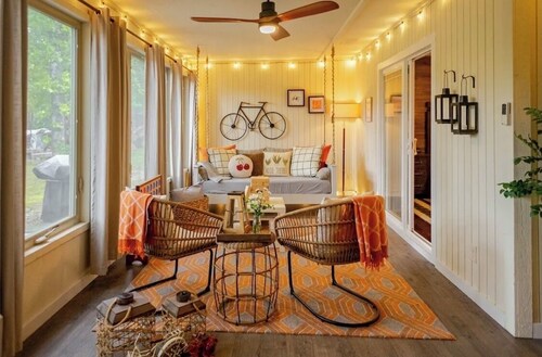 CaddyShack~ Newly remodeled townhome yards from back 40 bike trails