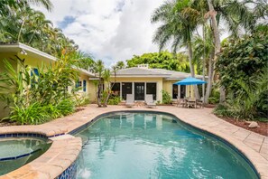 Outdoor pool, a heated pool - Private in-town Delray Beach Oasis (Delray Beach)