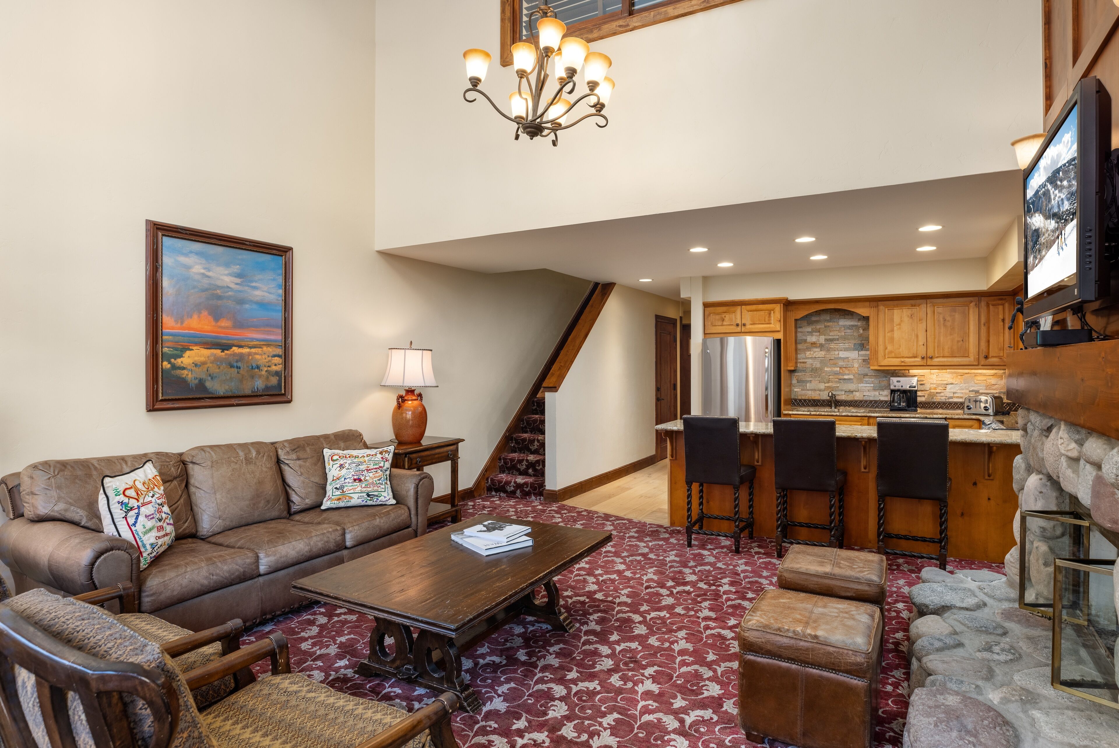 TV, fireplace, DVD player, books