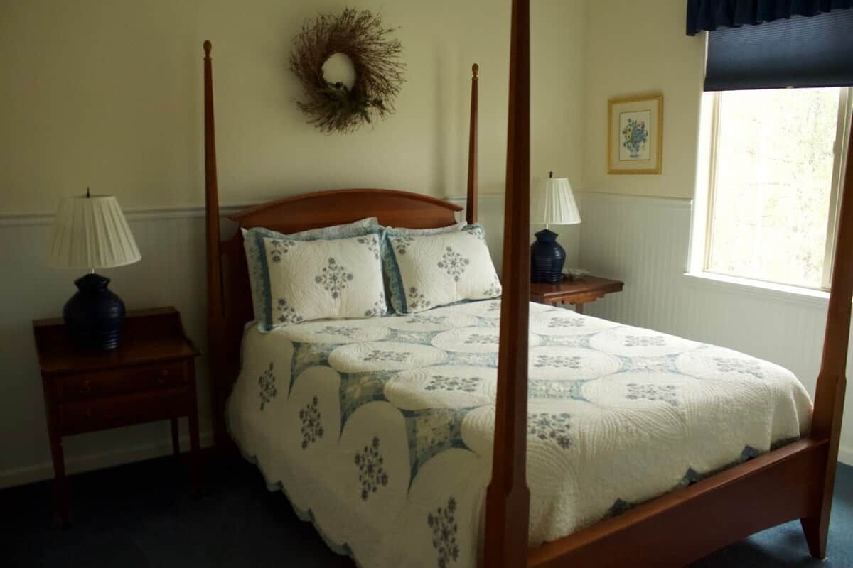5 chambres, bureau, Wi-Fi, draps fournis