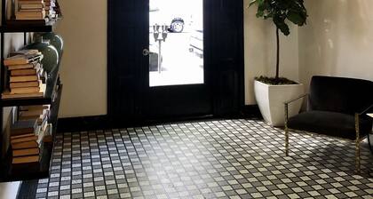 309-LG. Studio Center of San Pedro Sq. San Jose!
