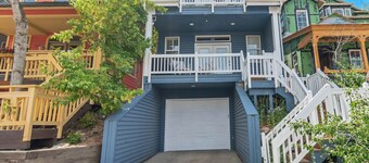 Ski-In/Ski-Out, Hot Tub, Walk to Main Street