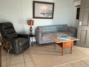 Smart-TV, Bücher, Arbeitsbereiche