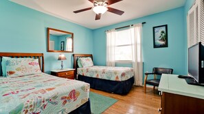 3 Schlafzimmer, Schreibtisch, Bügeleisen/Bügelbrett, kostenloses WLAN