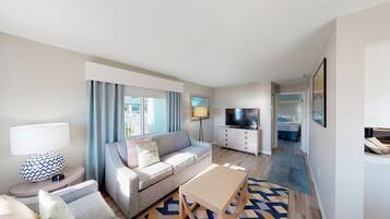 TV, fireplace, stereo