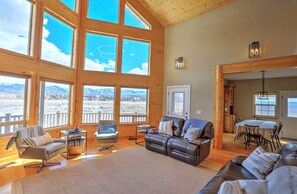 Smart TV, fireplace, DVD player