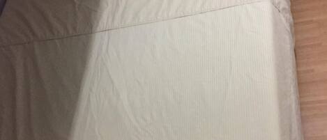 1 habitación y ropa de cama