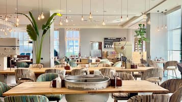 Breakfast, lunch and dinner served