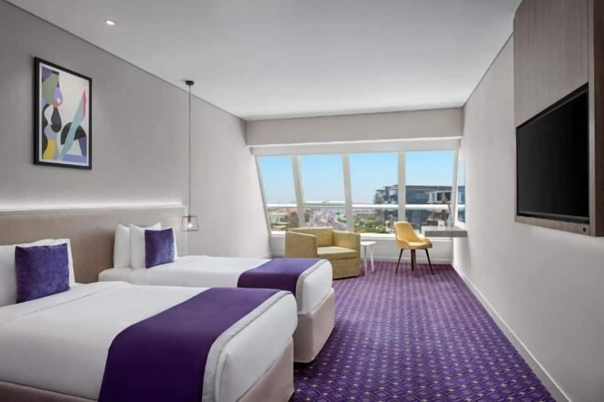 Premium bedding, minibar, in-room safe, blackout curtains